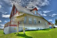 École-chapelle, lieux d'intérêts à Lac-au-Saumon en Gaspésie. 