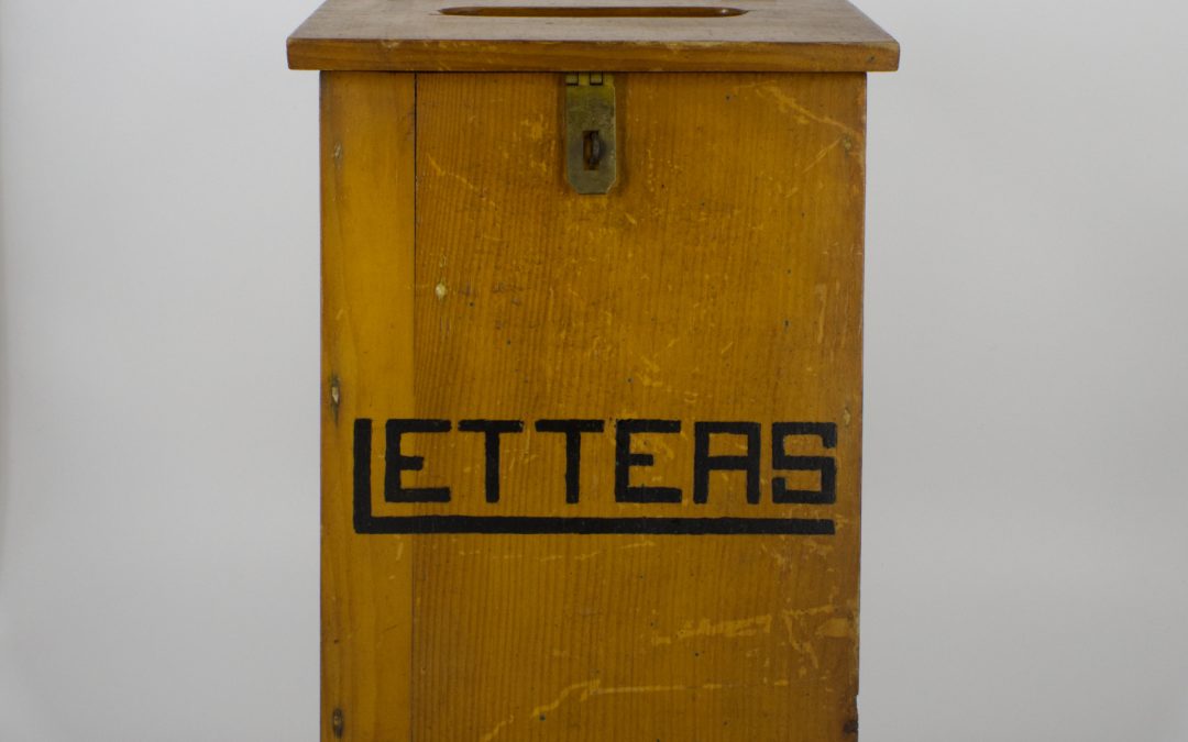 Boîte aux lettres de M. Collier | Letters box |