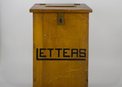 Boîte aux lettres de M. Collier | Letters box |